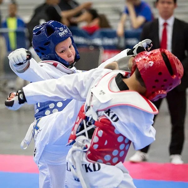 Тхэквондо видео дети. Тхэквондо ВТФ. Тхэквондо ВТФ дети. Taekwondo WT дети. Спорт тхэквондо.