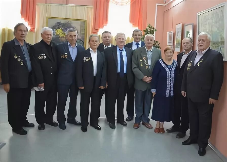 Сайт черногорского городского суда республики. Династии Шахтеров. Разрез Степной Черногорск день Шахтера. Династия Черногорск.