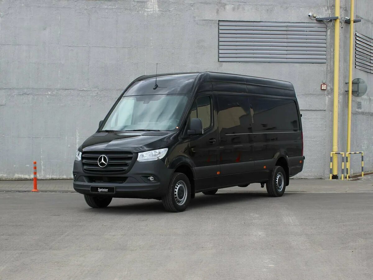 Мерседес Спринтер 907 черный. Mercedes Benz Sprinter 2021. Мерседес Спринтер 2021. Mercedes Sprinter 2019.