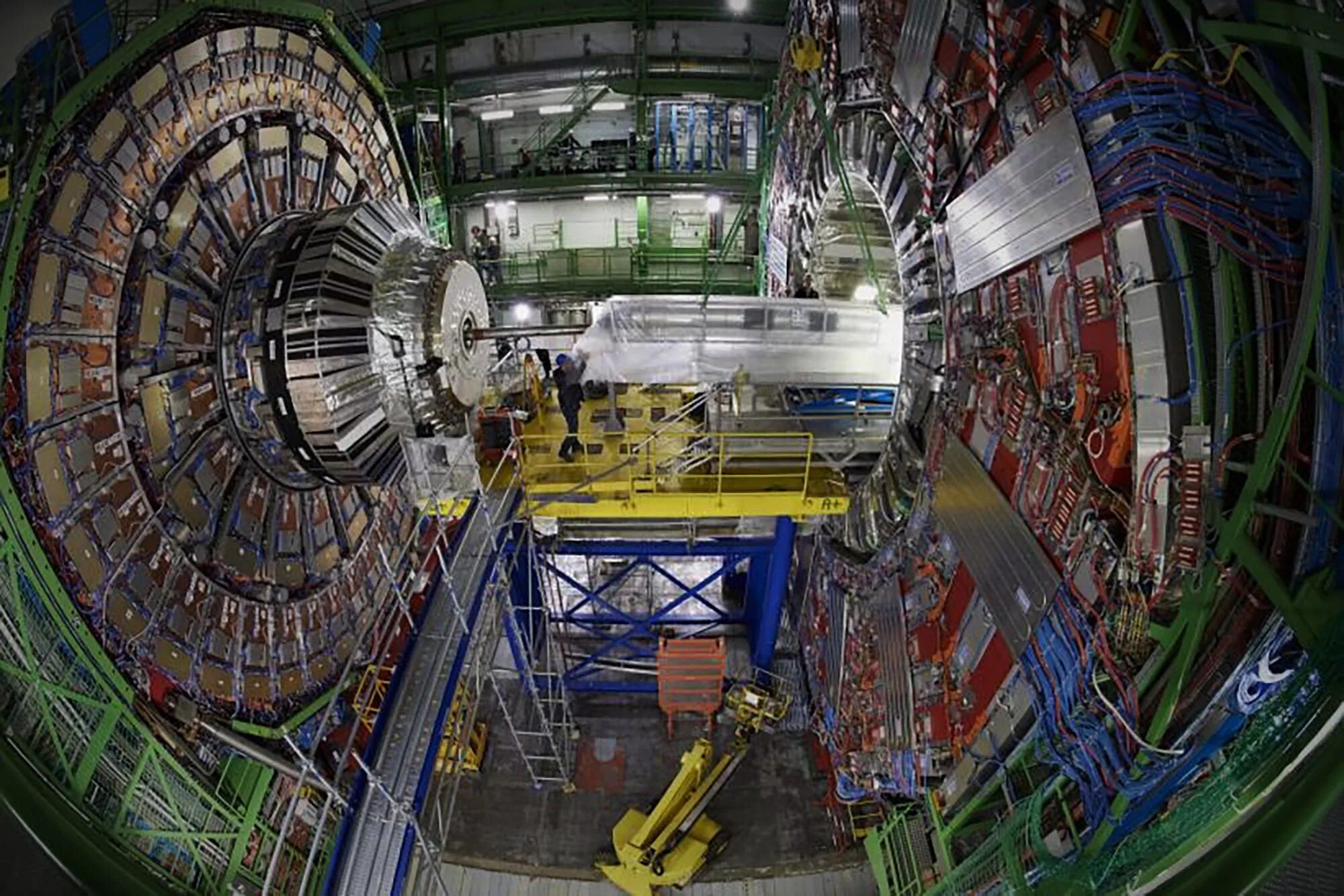 Адронный коллайдер ЦЕРН. Большой адронный коллайдер в CERN. Большом адронном коллайдере (LHC. Адронный коллайдер в Женеве. Андроидный коллайдер это