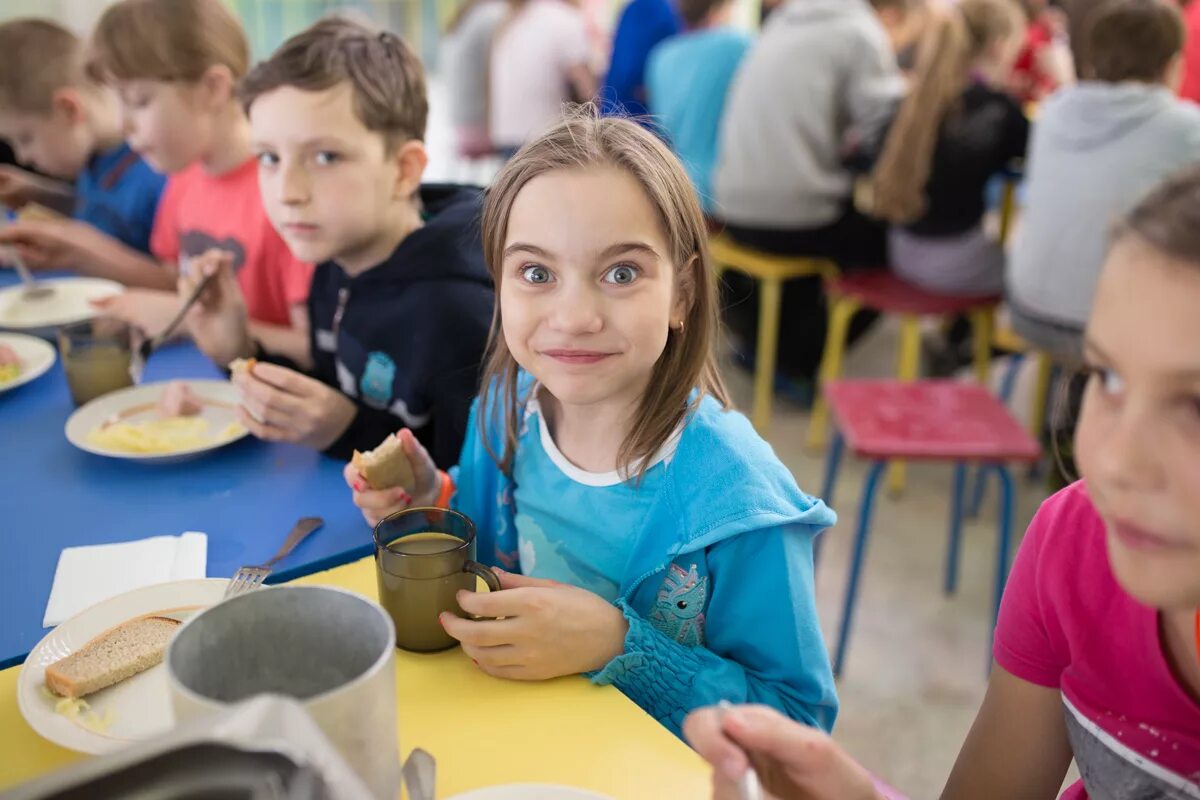 летний лингвистический лагерь. занятия английским языком для детей. детские лагеря курсы. детские лагеря курсы. детские лагеря курсы.