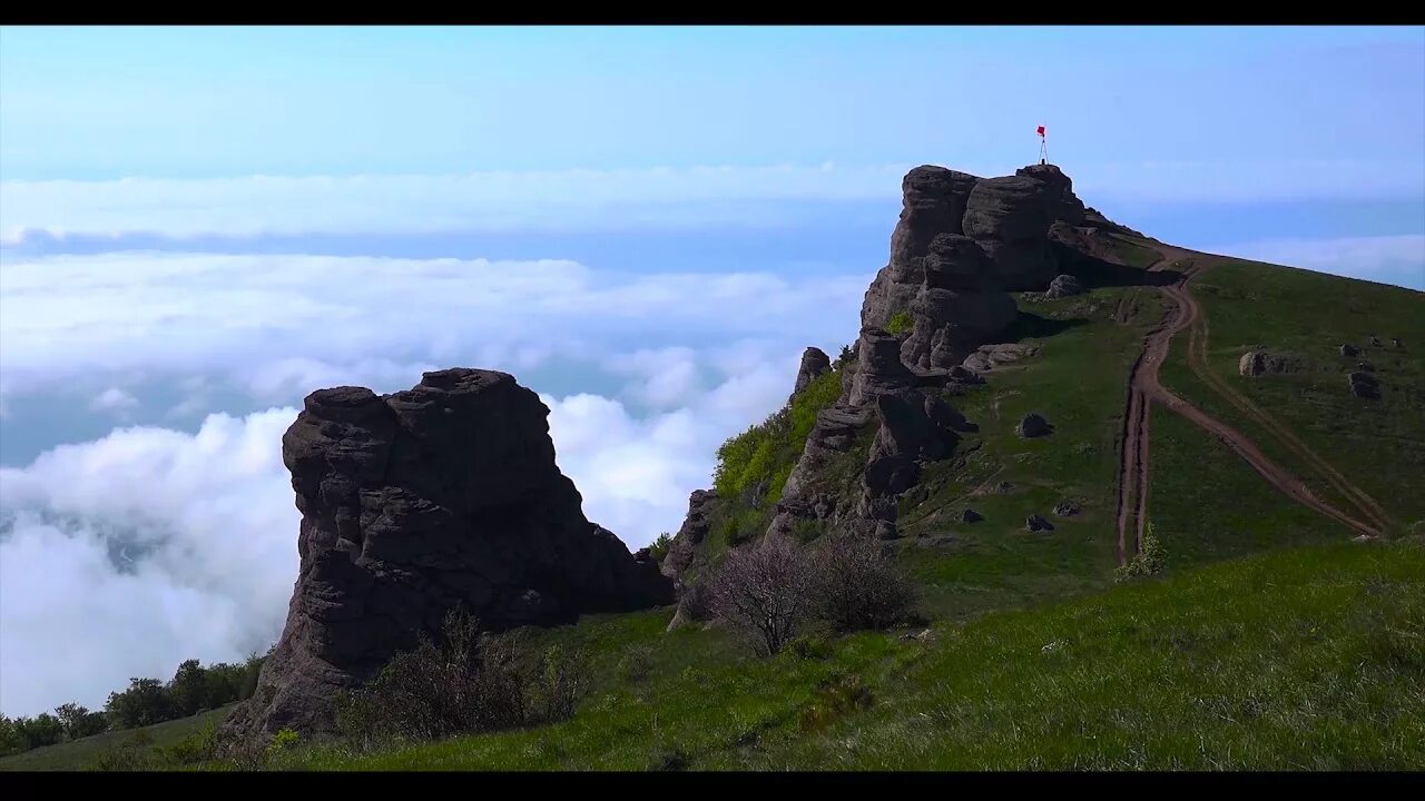 Село лучистое массив Демерджи. Крым село Генеральское достопримечательности. Генеральское Алушта. Крым Алушта село Генеральское. Новые земли крым