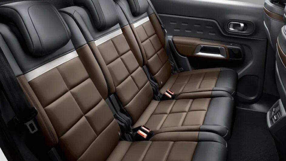 Seat comp. Сидение машины для фотошопа. The best seat in the house постер. Удобный подголовник в машину. The best seat.