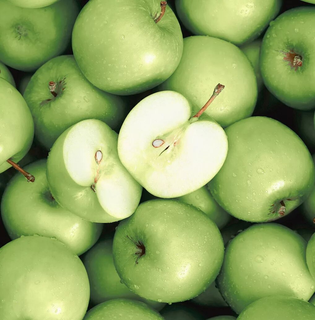 картинка яблоки на продаже в магазине. яблоки эмпайр. 300 яблок. сбор урожая яблок. 3л.