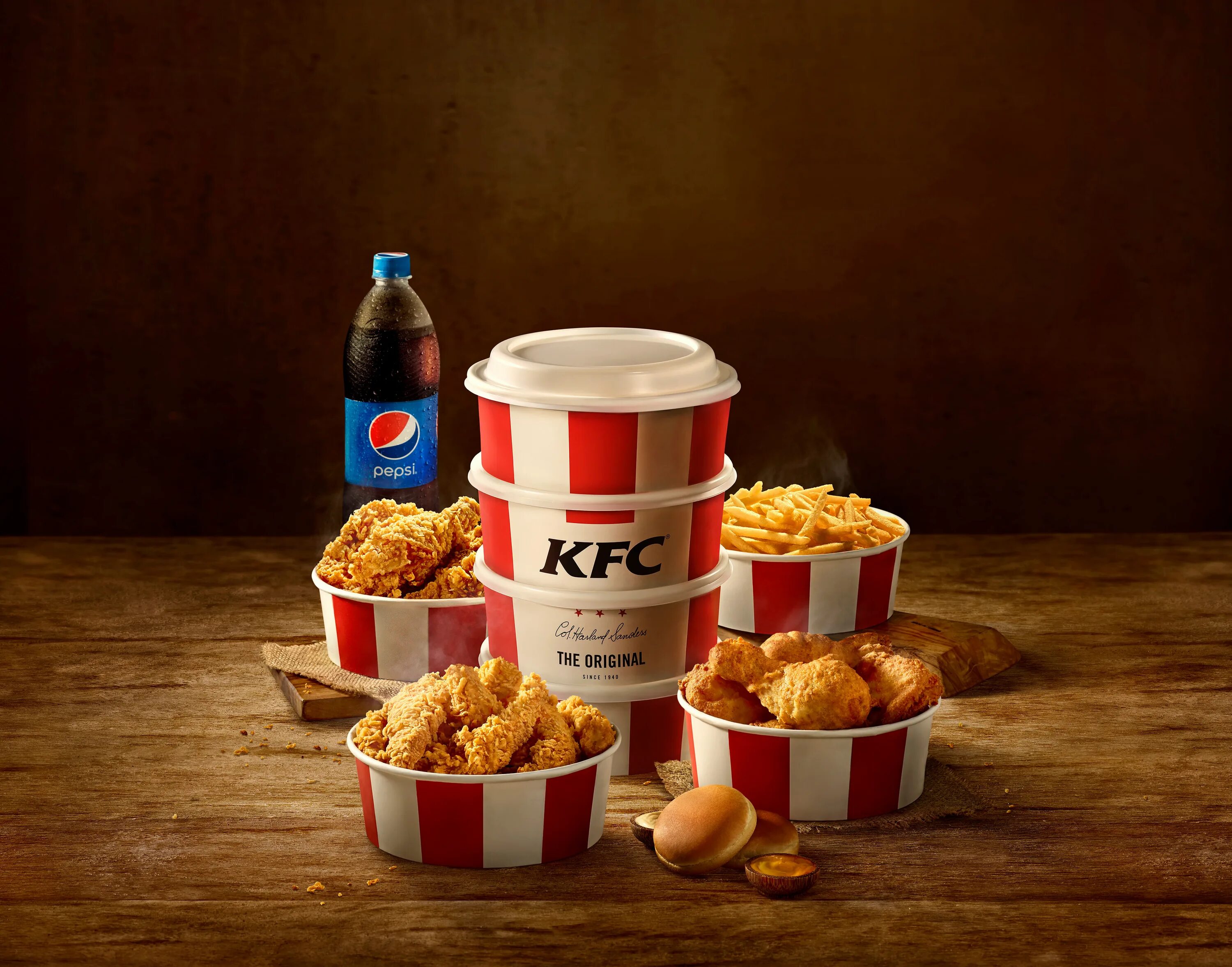 KFC Combo. KFC Kentucky Fried Chicken. KFC комбо чизбургер.