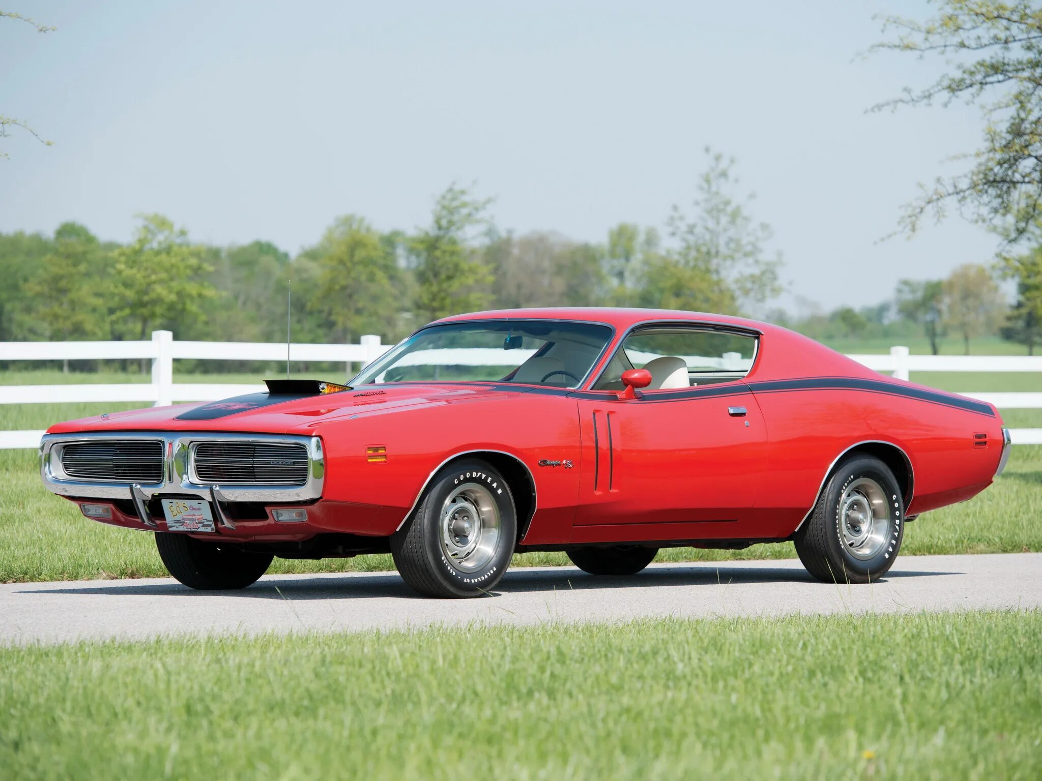 Додж рт. Додж чарджер 1971. додж чарджер 3 поколения. dodge charger rt 440. додж чарджер поколения.