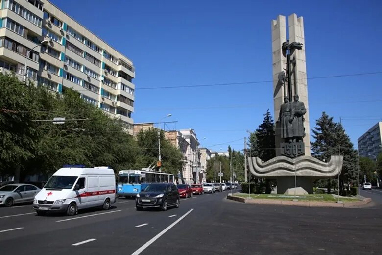 Пр волгоградский волгоград. Проспект имени Ленина Волгоград. Улица имени Ленина Волгоград. Улица проспект Ленина Волгоград. Волгоград проспект Ленина центр.