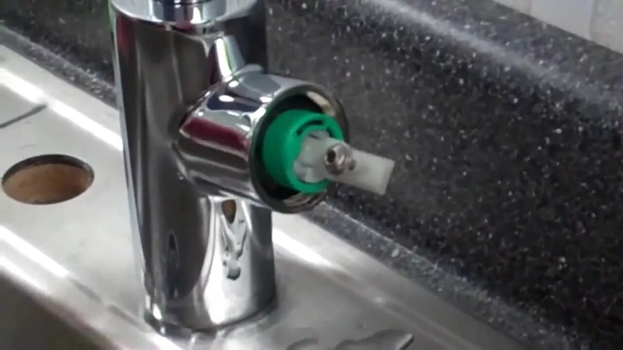 Как открутить картридж в смесителе Stop Faucet Handle Leaking How to Replace a Kitchen Faucet Valve YouTube in