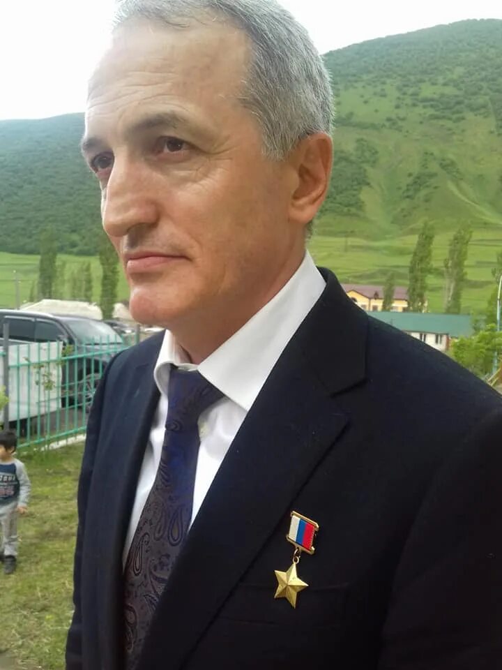 Зулкаид гусейнович герой. Каидов рамазан гусейнович. Каидов зулкаид гусейнович герой россии. Зулкаид гусейнович герой. Магомедов дибиргаджи герой россии.
