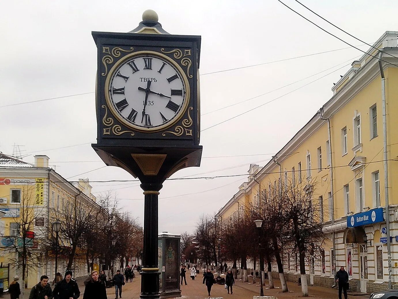 Трехсвятская москва. Тверь часы на Радищева. Бульвар Радищева часы Тверь. Часы бульвар Радищева и Трехсвятская Тверь. Часы Трехсвятская Тверь.