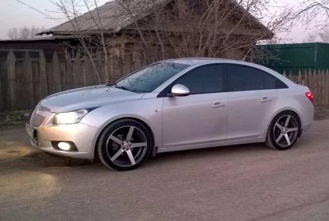 Весна-пора красивых колёс. - Chevrolet Cruze (1G), 1,6 л, 2012 года колёсные дис