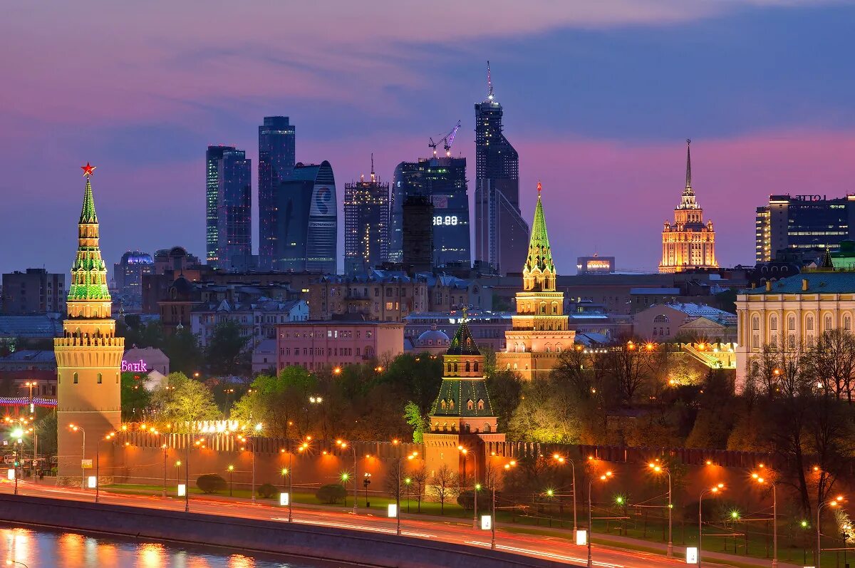 Современные виды фотографии. Москва. Москва Кремль и Москоу Сити. Вид на Москву с Кремлем и Москоу Сити. Фон Москоу Сити и Кремль.