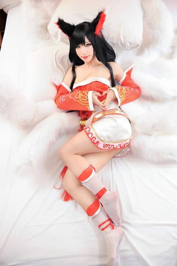 Ame cosplay. Hane ame Cosplay Лизы Геншин. Hane ame Cosplay Genshin Impact. Kleiner Pixel косплей Ahri. Hanna ame Cosplay картина.