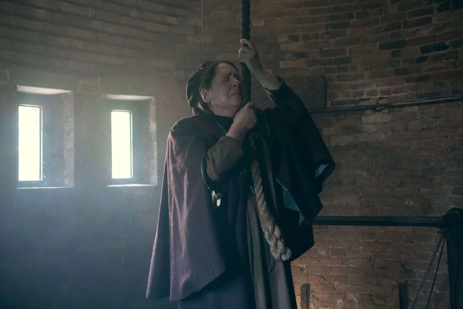 энн дауд рассказ служанки. исповедь служанки сериал. рассказ служанки 3 сезон. рассказ служанки 2017. рассказ служанки 1 2.