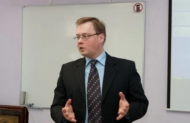 Секретарь посла. 1 Секретарь посольства Венгрии в Москве.