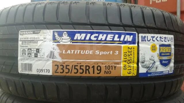 Michelin latitude sport 235 55. Latitude Sport 3 235/55 r19. Michelin Latitude Sport 3 235/55 r19. Latitude Sport 3 235/55 r19 101y. Мишелин Латитьюд спорт 235/55 r19.