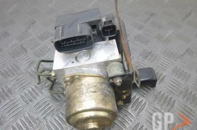 Моторчик абс паджеро 4 дизель. Моторчик абс паджеро. Блок абс митсубиси паджеро 4. Блок абс паджеро спорт. Блок абс паджеро спорт.