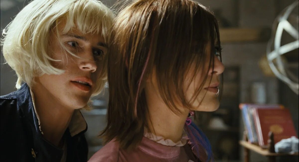 Бичевин леонид актер. Леонид бичевин и мария машкова. Закрытые пространства 2008 мария машкова. Мария машкова в фильме закрытые пространства. Закрытые пространства 2008 вика.