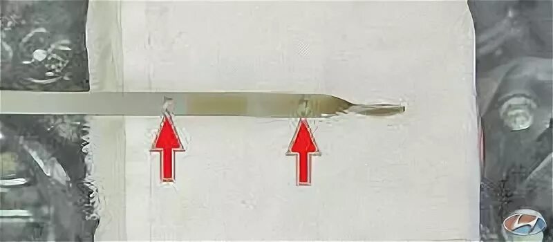 Как проверить уровень масла солярис. Уровень масла Солярис 1.6. Уровень масла на щупе Солярис 1.6. Щуп Hyundai Accent Tagaz уровень масла. Уровень масла на щупе Хендай Солярис.
