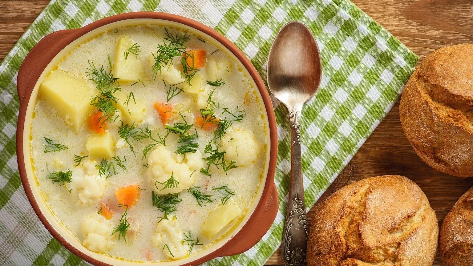 Суп капуста картошка морковь. Суп из цветной капусты моркови и картошки. Суп картофельный АЛЕОКС. Картинки супа для диабетика. Цветная капуста суп Дюбарри.