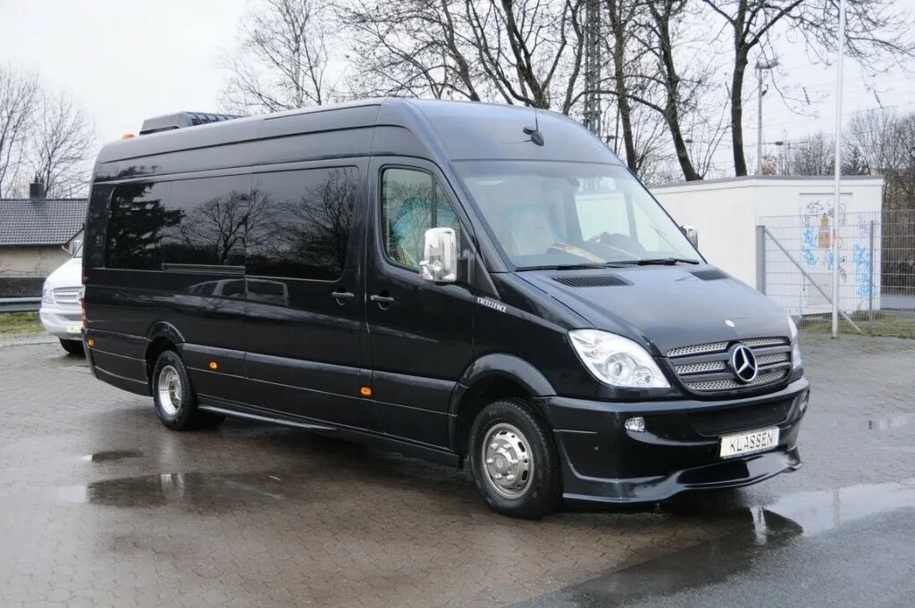 Спринтер 906 спарка. Mercedes Sprinter пассажирский 318. Mercedes-Benz Sprinter w906 Black. Мерседес Спринтер 916. Спринтер 906 грузовой.