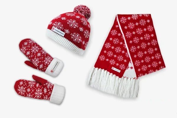 шапка шарф варежки. шарф с рукавицами. детские шапки и рукавицы. девочка с новогодним шарфом. шарф новогодний женский зимний.