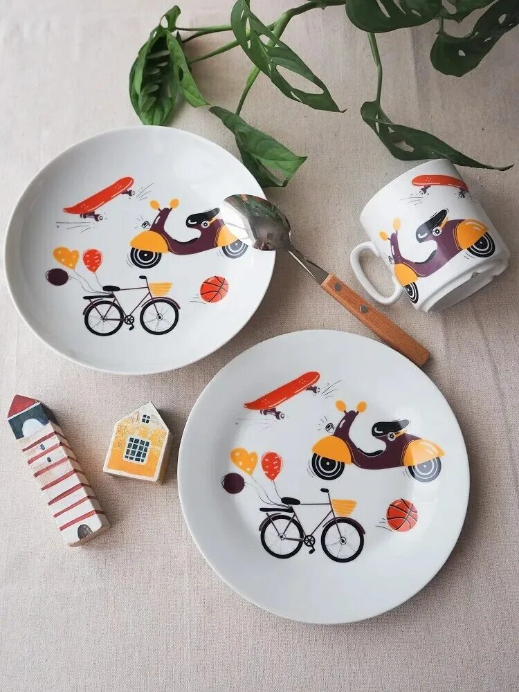 Посуда с динозаврами детская. Лук дизайн посуда. Чудо посуда. Посуда с динозаврами. Сотвори чудо новогодние тарелки.