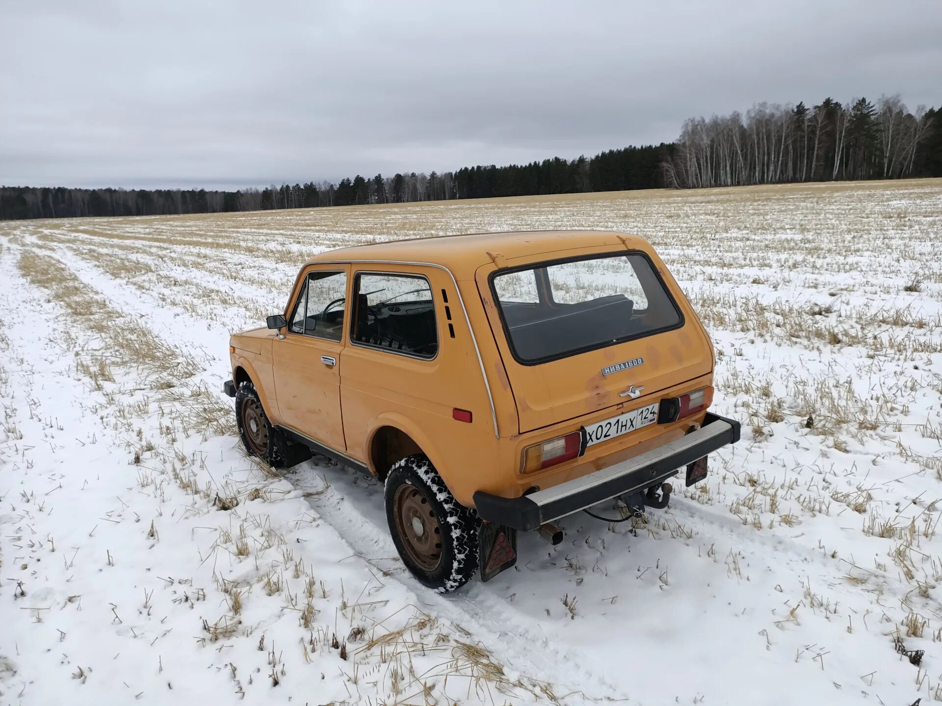 Нива купить твери области. Нива 2121 1979. Нива 21 21. ВАЗ 2121 1976.