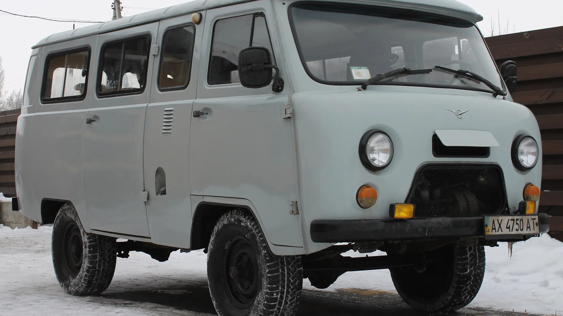 Уаз буханка 1970. Уаз 452 буханка жёлтый. Уаз 3909 комби. Буханка умка. Уаз 452 пассажирский.