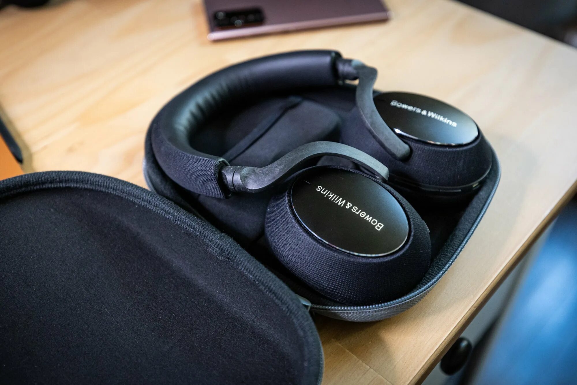 Bowers wilkins 7. Bw px7. Наушники bowers wilkins px 8. Bowers wilkins px7 s2. Bowers wilkins p7 carbon.