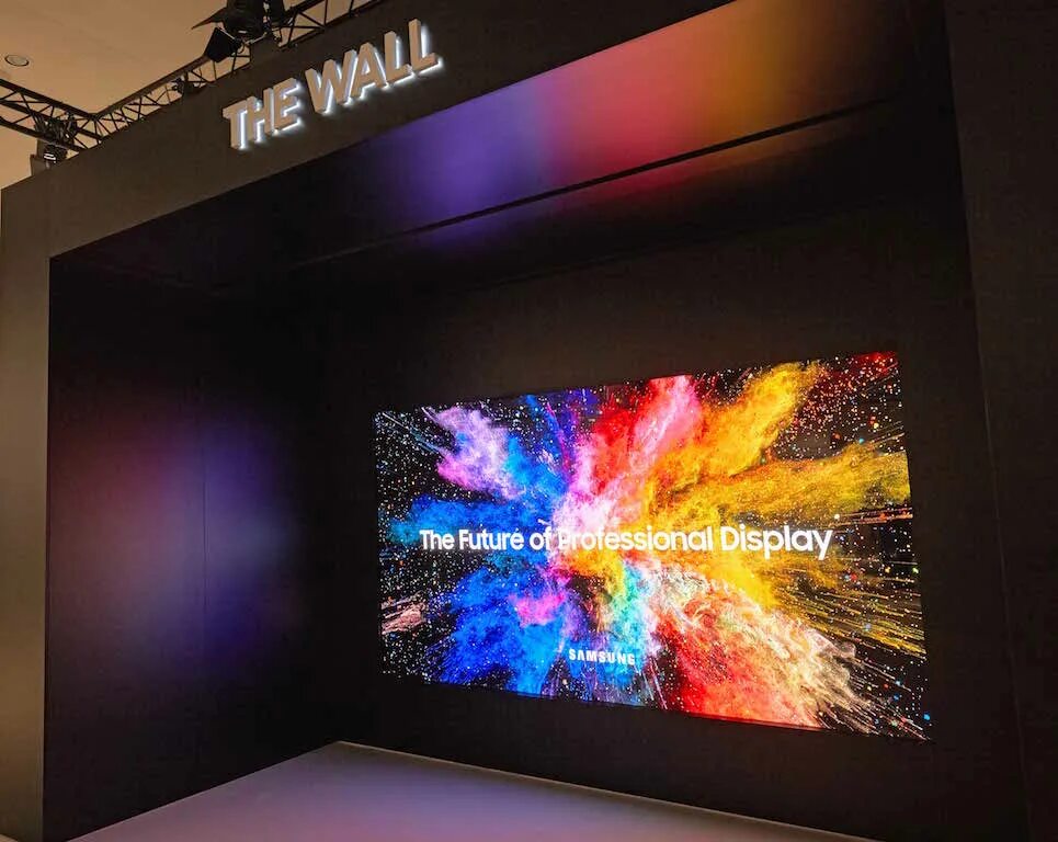 To be on a display