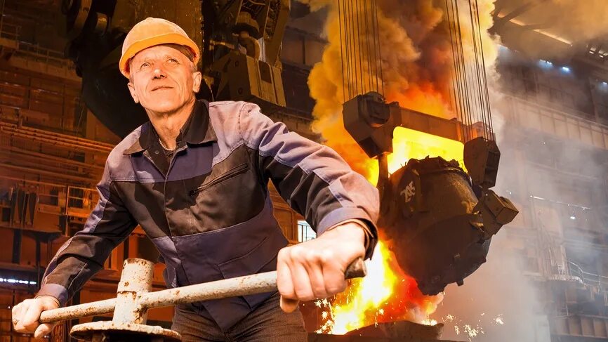 Металлург профессия. Сталевар профессия. Каска металлурга. Слушать сталевар. Металлург плавильщик.