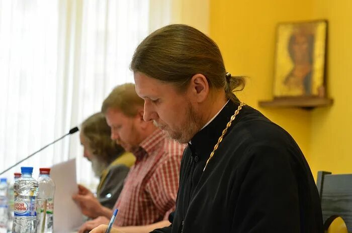 "Деловой завтрак" с Владимиром Ресиным в Сретенском монастыре - Российская газет