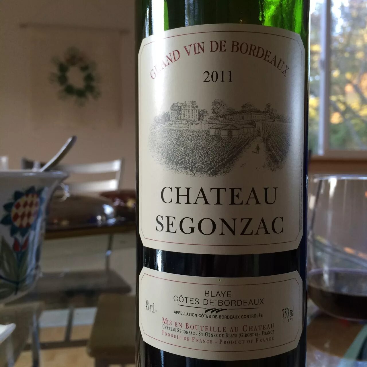 Куплю вино шато де вин. VIN de Bordeaux Bordeaux 2018. Шато де Франс вино. Шато де Франс 1982. Bordeaux Appellation Bordeaux controlee Chateau de 2000 год.