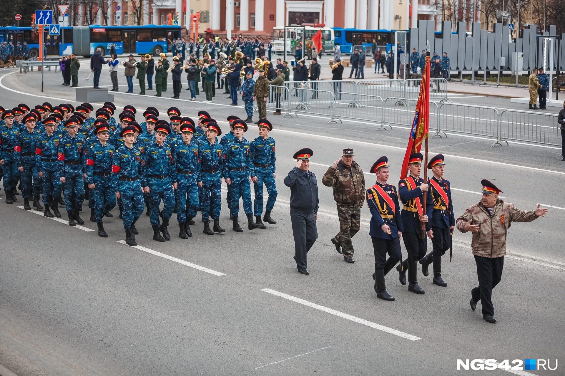 где проходит 9 мая. парад 9 мая кемерово. где проходит 9 мая. морпехи на параде в севастополе 2022. где проходит 9 мая.
