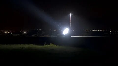 Песня луна зажигает прожектор