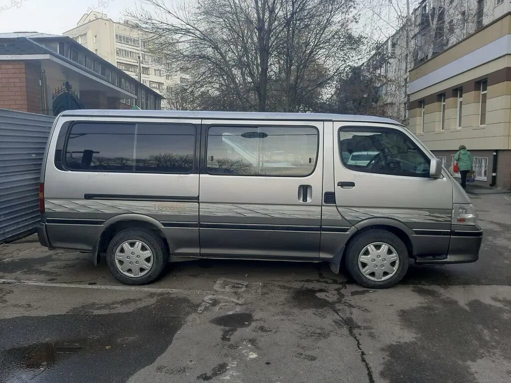 Тойота хайс 2001. Toyota hiace 2001. toyota hiace h100 2001. toyota hiace (h100) 1989-2004. тойота хайс h100 2001 года.