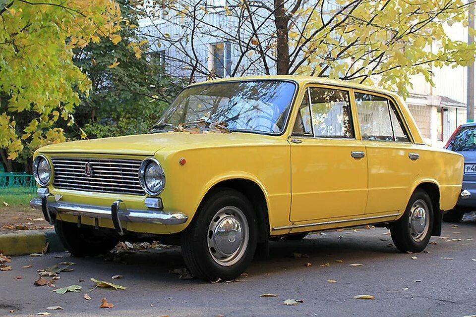 Ржавая жигули 2101. Ваз 2101 копейка ссср. Ваз 2106 старая. Старые машины ваз. Старые машины ваз.