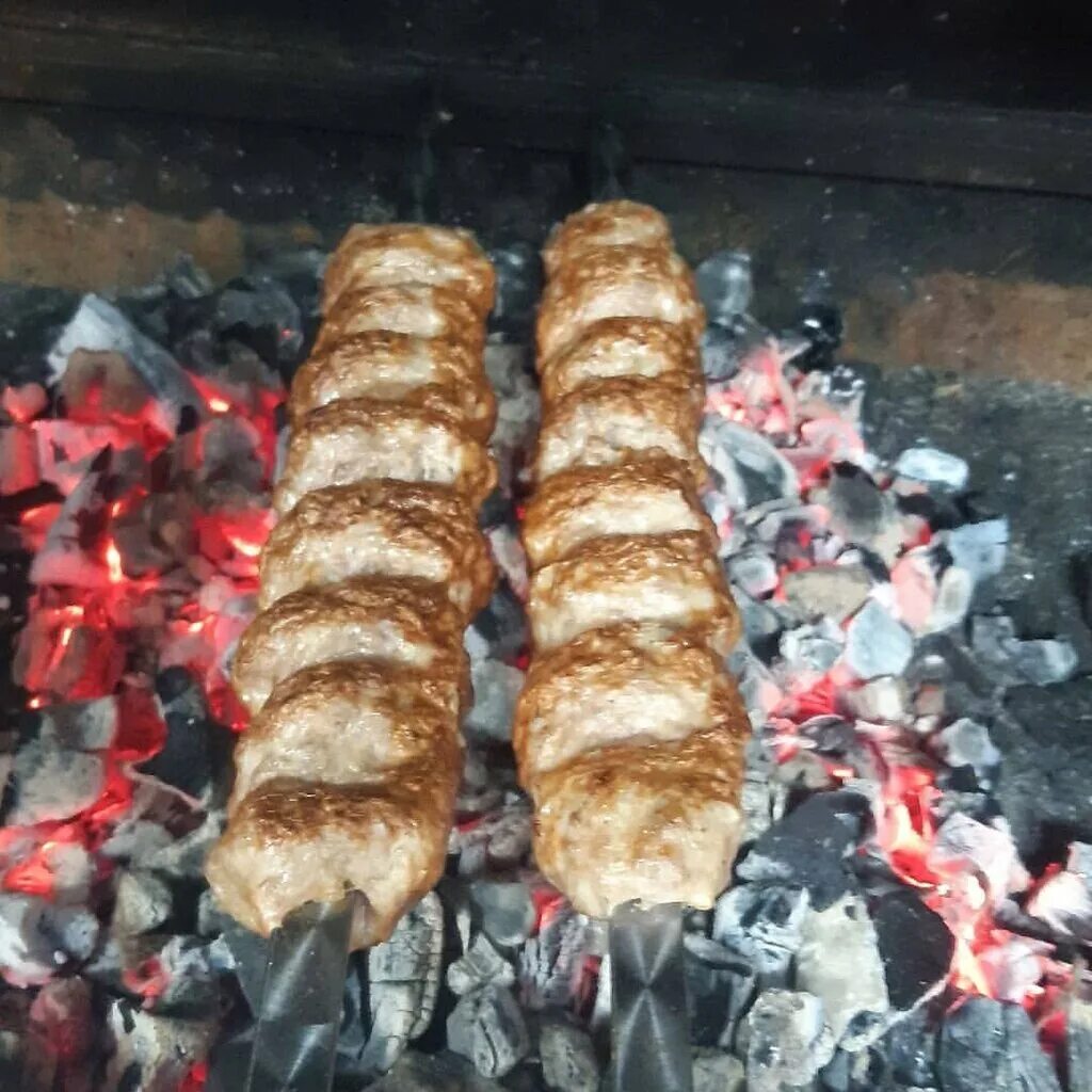 шашлык кавказ новый уренгой. мясо на углях новый уренгой железнодорожная. свиная шея шашлык. на углях новый уренгой. мясо на углях тарко-сале.