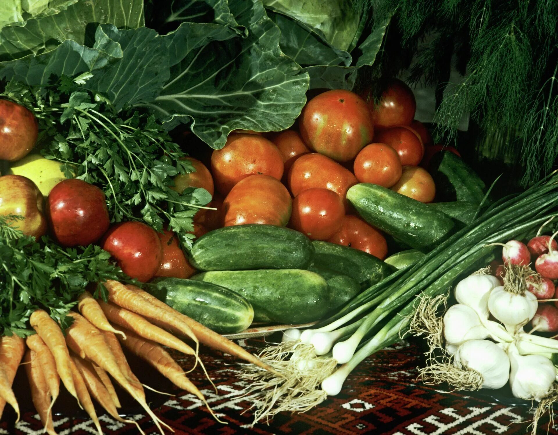 Овощи. Российские овощи. Овощные культуры. Урожай овощей.