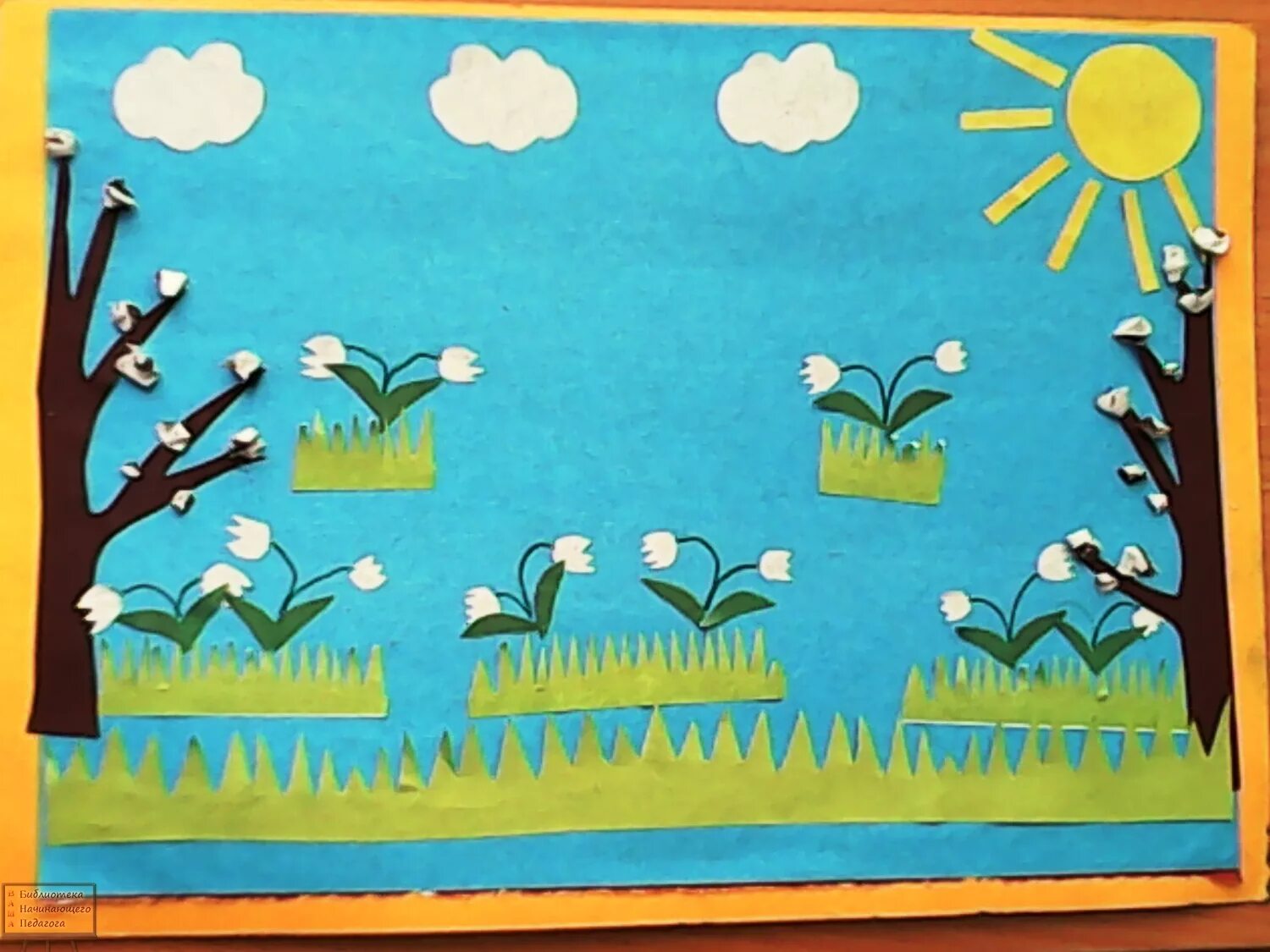 весенняя аппликация для детей. весенняя аппликация. аппликация на весеннюю тему. технология 3 класс весенняя аппликация подснежники. аппликация на весеннюю тему.