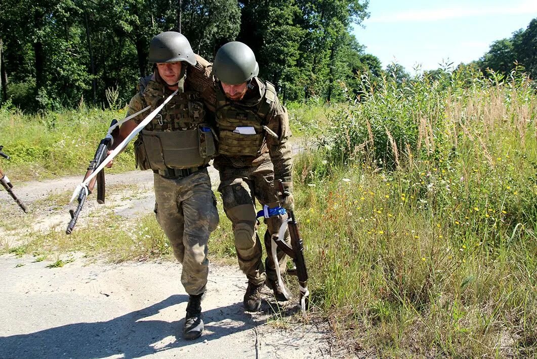 Желтая зона в тактической медицине. Тактическая зона. Занятия по тактической медицине. Тактическая медицина. Тактическая медицина.