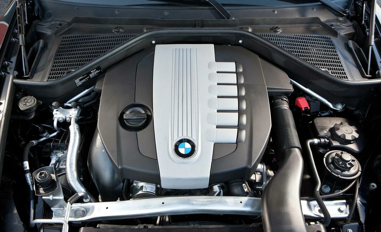 Мотор BMW x5. БМВ х5 е70 3.0 дизель. Мотор BMW x5 e70. Двигатель БМВ х5 3.0 дизель. Bmw x5 3.0 дизель