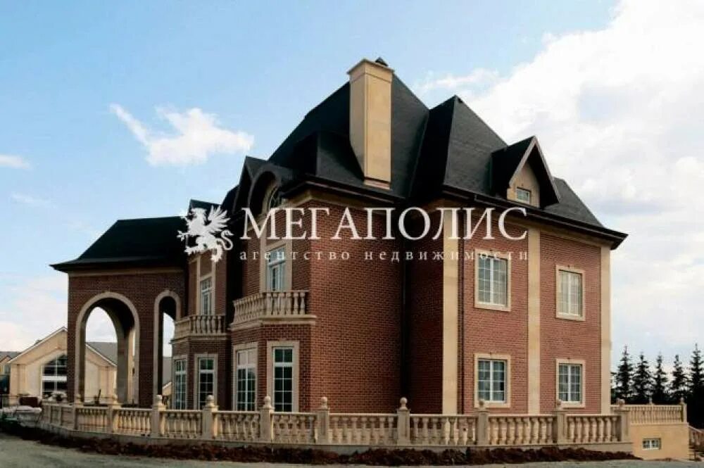 Загородное поместье agalarov estate. Дом в агаларов эстейт. Коттедж агаларов эстейт. Дом в поселке агаларов эстейт. Агаларова коттеджи.