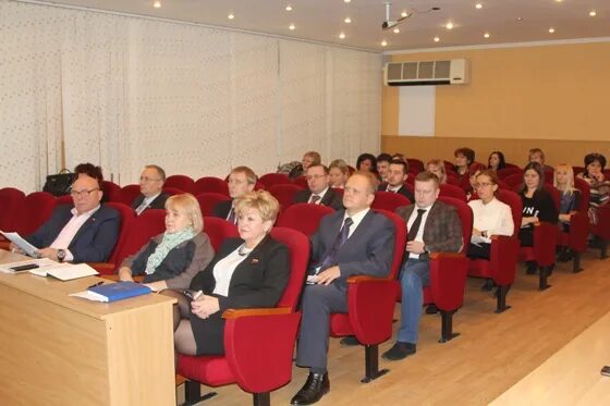Депутаты тулы сейчас. Доходы депутаты тульская обл дума. Иванцов тула депутат. Депутаты тульской городской. Важный депутат.