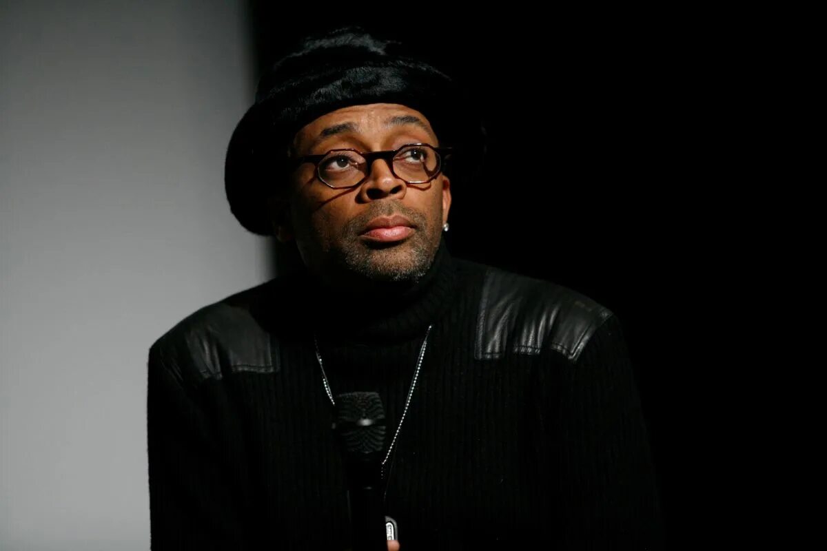 Спайк ли. Spike Lee. Режиссер Спайк ли. Айс Кьюб Эдди Мёрфи. Режиссер афроамериканец.