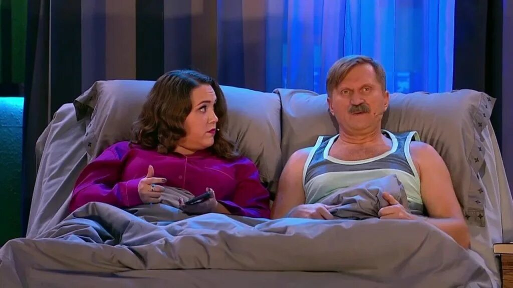 Шутки про храпящих женщин. Я не храплю. Принцессы не храпят уральские. Сон мульт. Всё надоело пойду брошусь под одеяло.