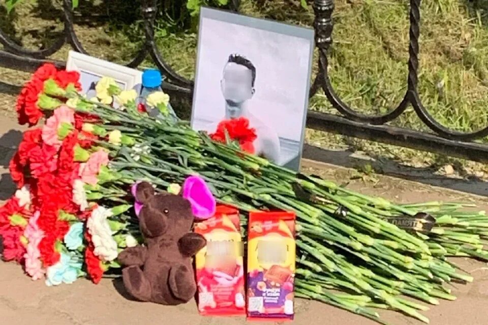 Похороны парня убитого в Братске.