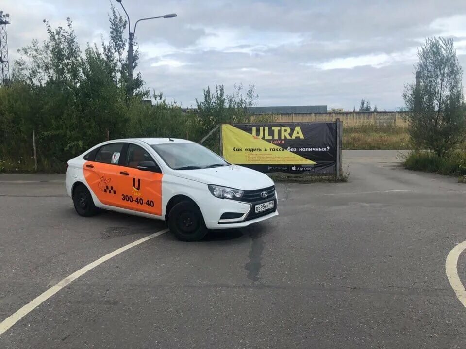 Северный город ультра сити комендантский. Жк ультра сити на комендантском. Ультра санкт петербург. Ультра санкт петербург. М111 боулинг непокоренных.