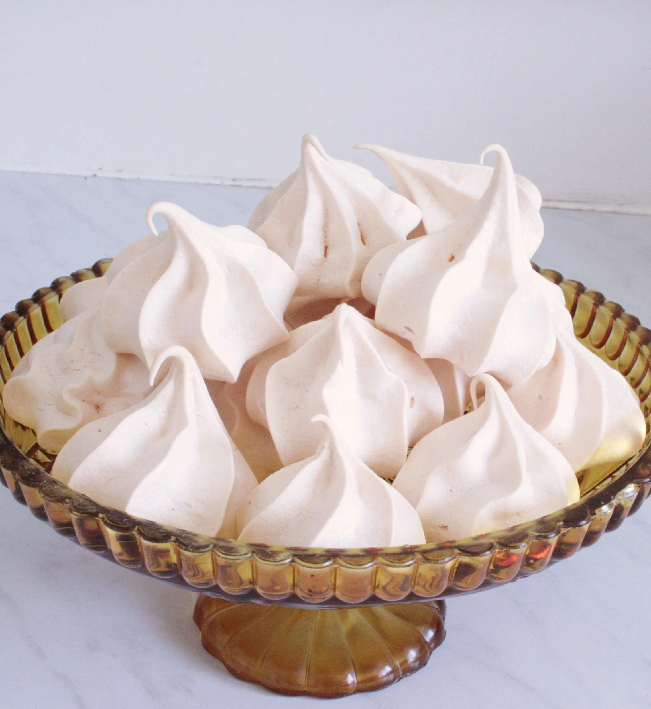 Вкусное воздушное тесто. Безе, меренга — Meringue. Безе «Хрумка». Безе воздушное "меренги Classic". Нежное безе.